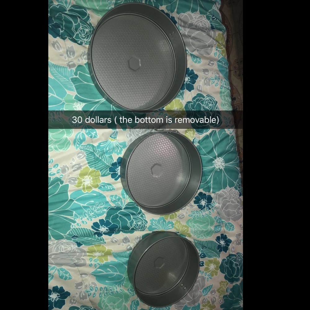 Baking pans